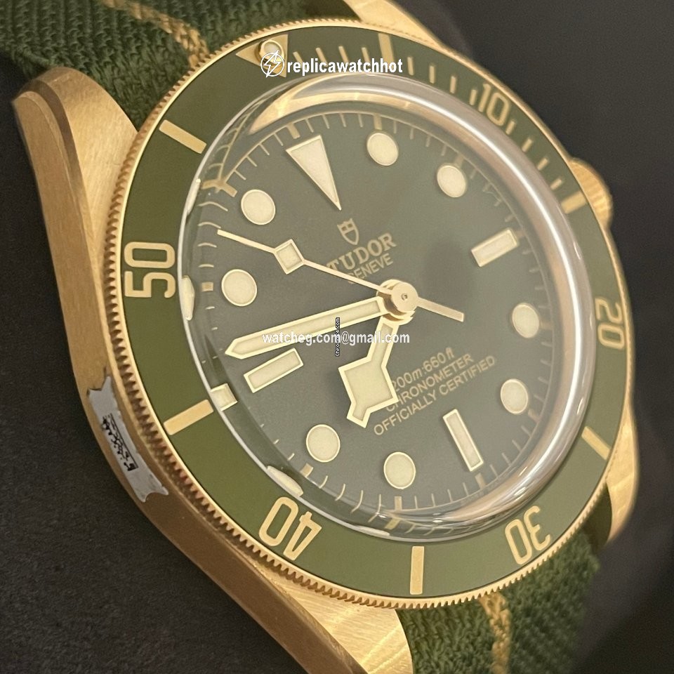 Tudor Black Bay Fifty-Eight Mens watch Unisex Automatic Yellow gold M79018V 3