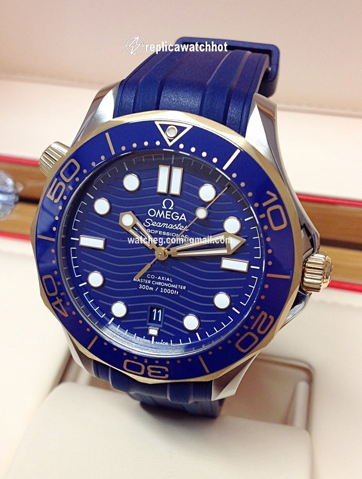 Omega Seamaster Diver 300 M Mens watch Unisex Automatic Gold Steel 210.22.42.20.03.001 3