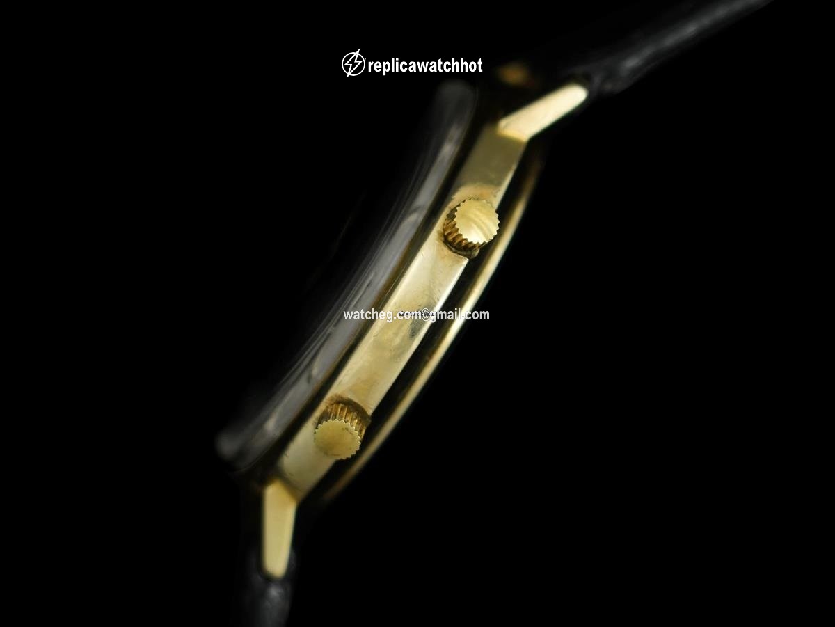 Jaeger-LeCoultre Mens watch Unisex Automatic Yellow gold 8157 3