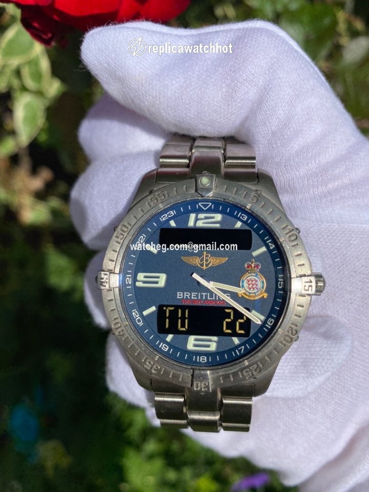 Breitling Aerospace Mens watch Unisex Quartz Titanium E75362 3