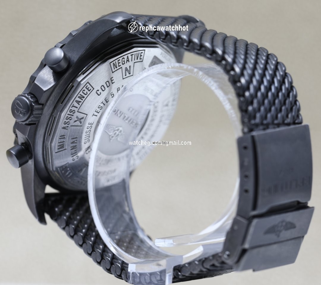Breitling Chronospace Mens watch Unisex Quartz Steel M78365 3