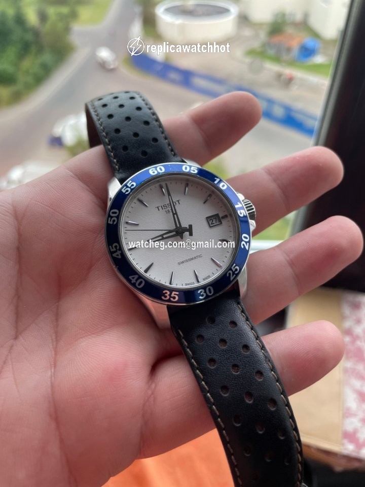Tissot V8 Mens watch Unisex Automatic Steel T106.407.26.031.00 3