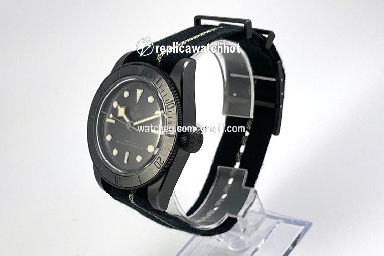 Tudor Black Bay Mens watch Unisex Automatic Ceramic M79210CNU-0001 3