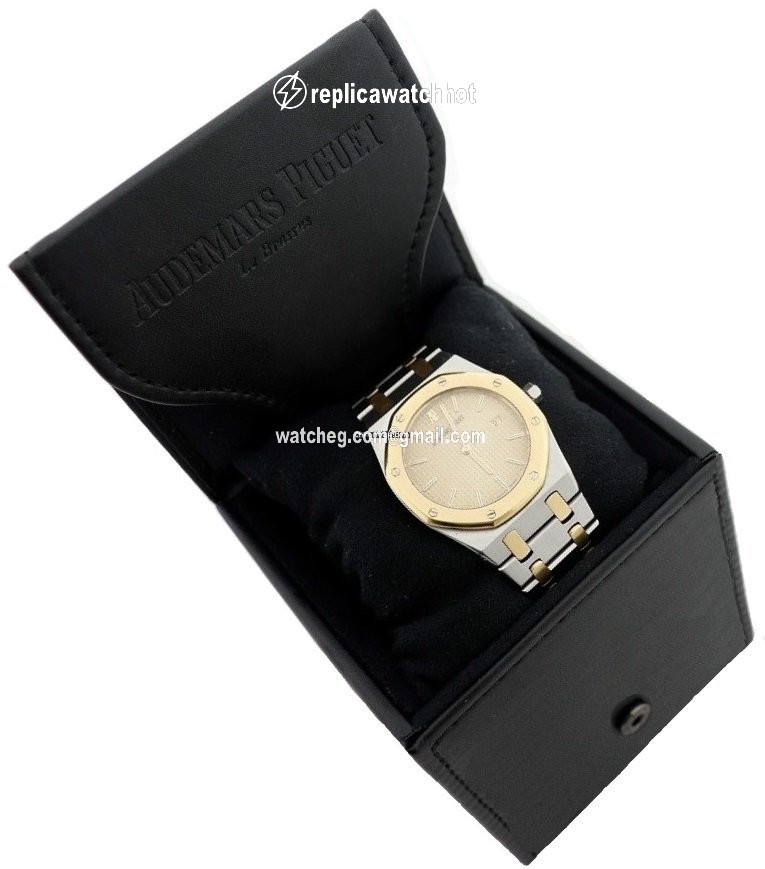 Audemars Piguet Royal Oak Mens watch Unisex Quartz Gold Steel 56175SA 3