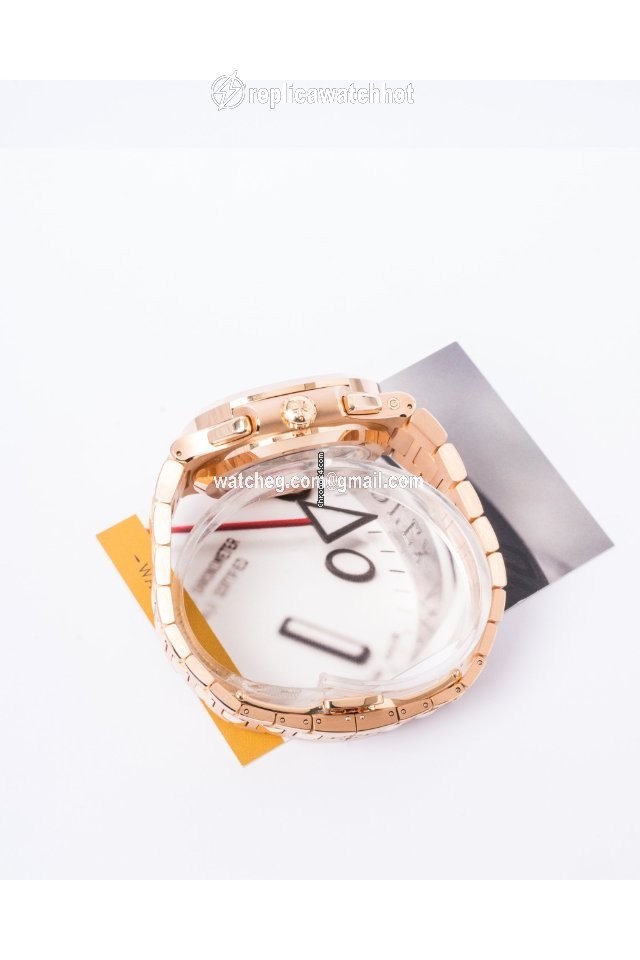 Patek Philippe Nautilus 5990 1R-001 3