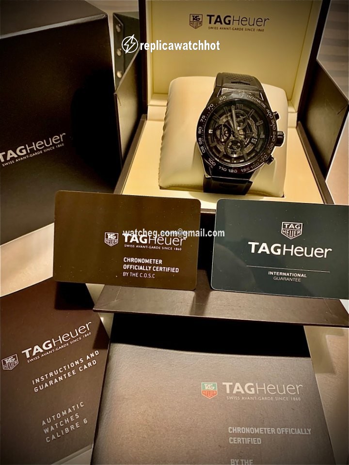 TAG Heuer Carrera Calibre HEUER 01 Mens watch Unisex Automatic Ceramic CAR2A90.FT6071 3