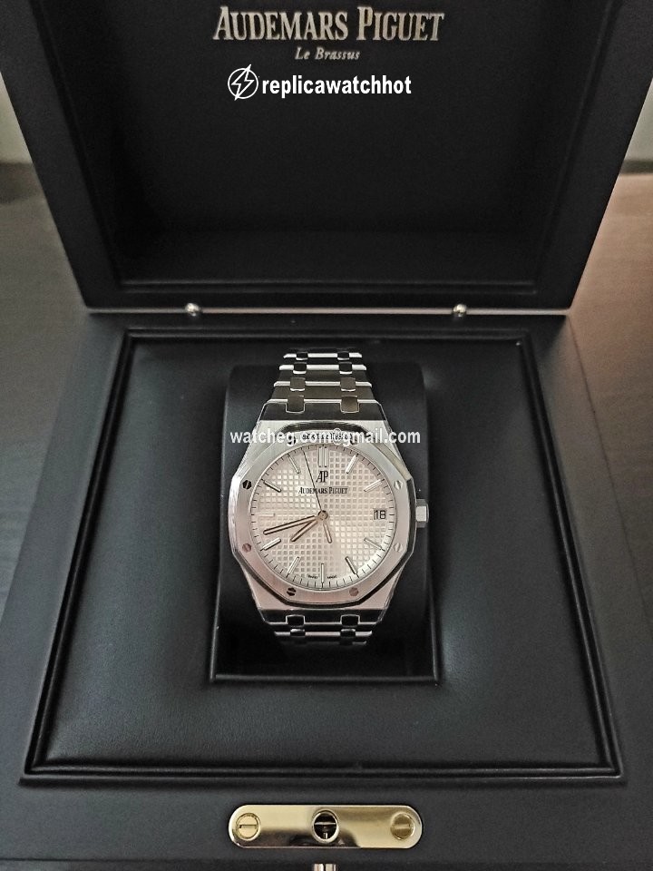 Audemars Piguet Royal Oak Mens watch Unisex Automatic Steel 15500ST.OO.1220ST.04 3