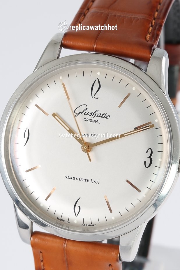 Glashtte Original Sixties Mens watch Unisex Automatic Steel 39-52-01-02-04 3