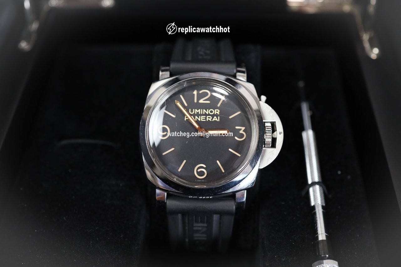 Panerai Luminor 1950 Mens watch Unisex Manual winding Steel PAM 00372 3
