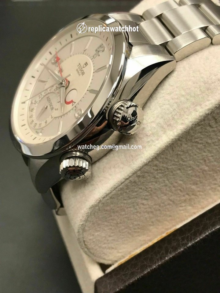 Tudor Heritage Advisor Mens watch Unisex Automatic Titanium 79620 3
