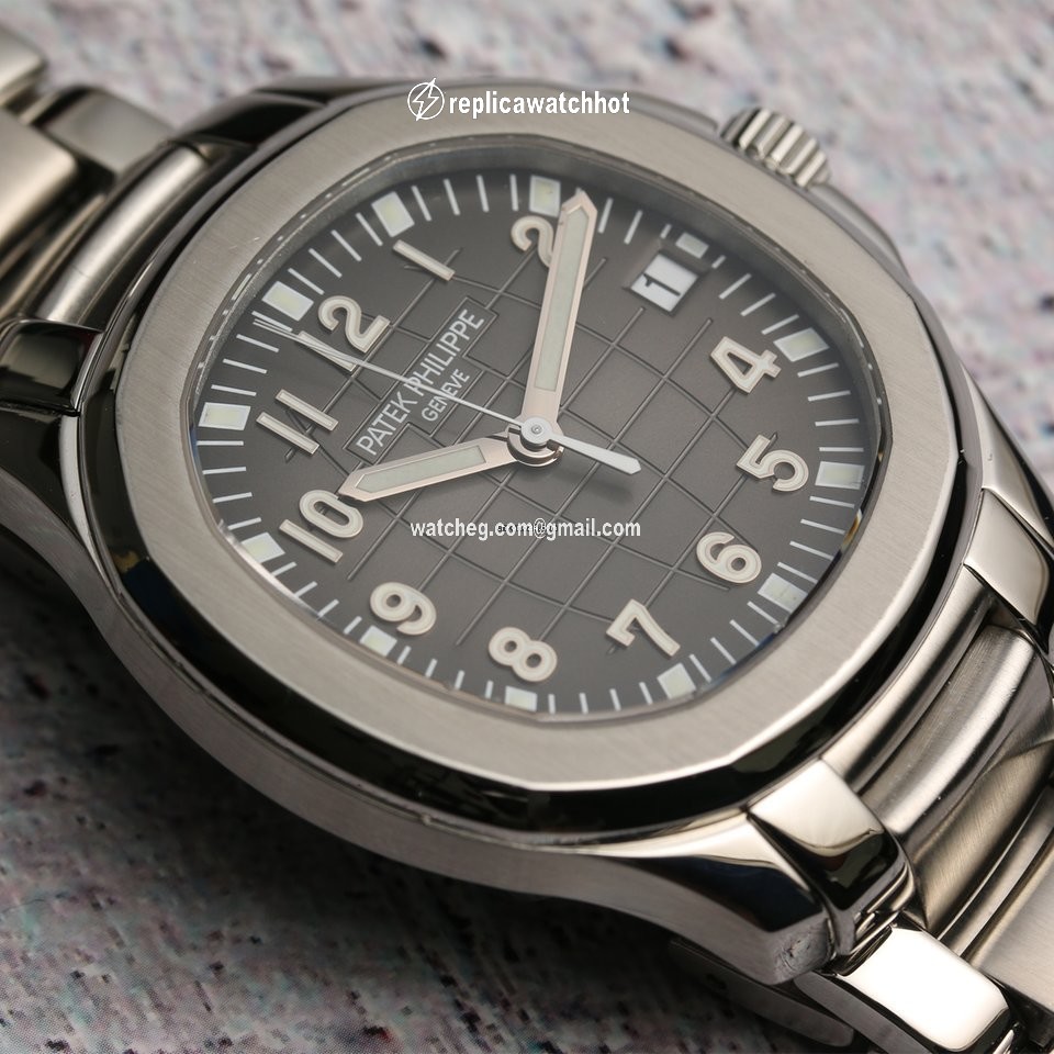 Patek Philippe Aquanaut Mens watch Unisex Automatic Steel 51671A-001 3