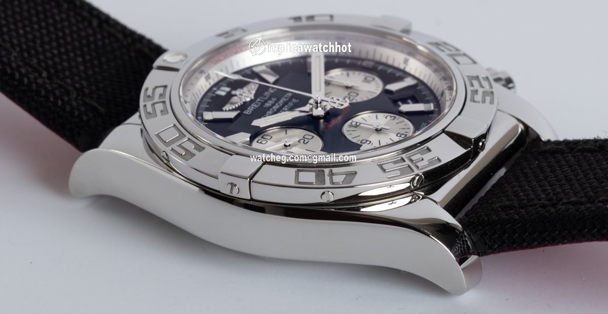 Breitling Chronomat 44 Mens watch Unisex Automatic Steel AB011012 B967 3