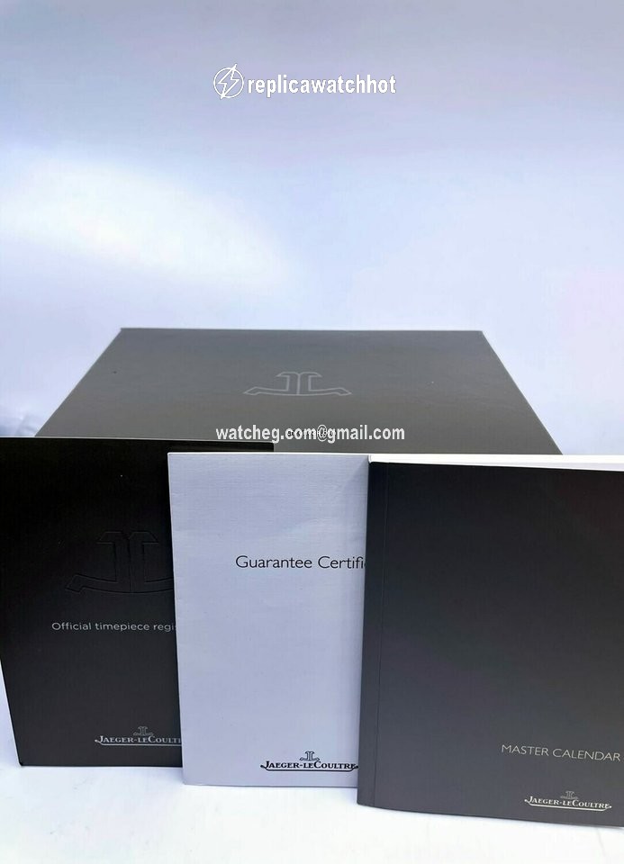 Jaeger-LeCoultre Master Calendar Mens watch Unisex Automatic Steel 176.8.12.S 3