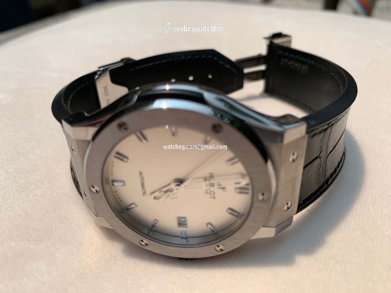 Hublot Classic Fusion 45, 42, 38, 33 mm Mens watch Unisex Automatic Titanium 542.NX.2610.LR 3