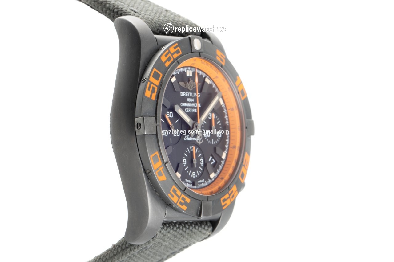 Breitling Chronomat 44 Raven Mens watch Unisex Automatic Steel MB0111 3