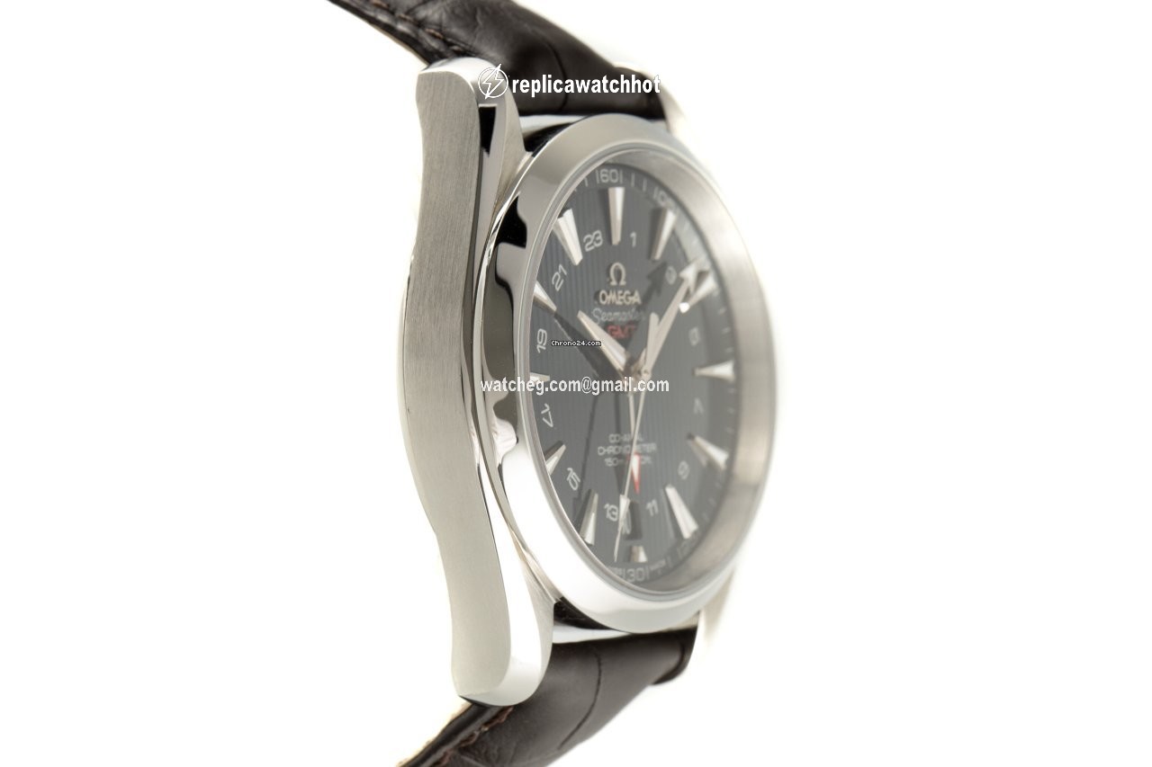 Omega Seamaster Aqua Terra Mens watch Unisex Automatic Steel 231.13.43.22.03.001 3