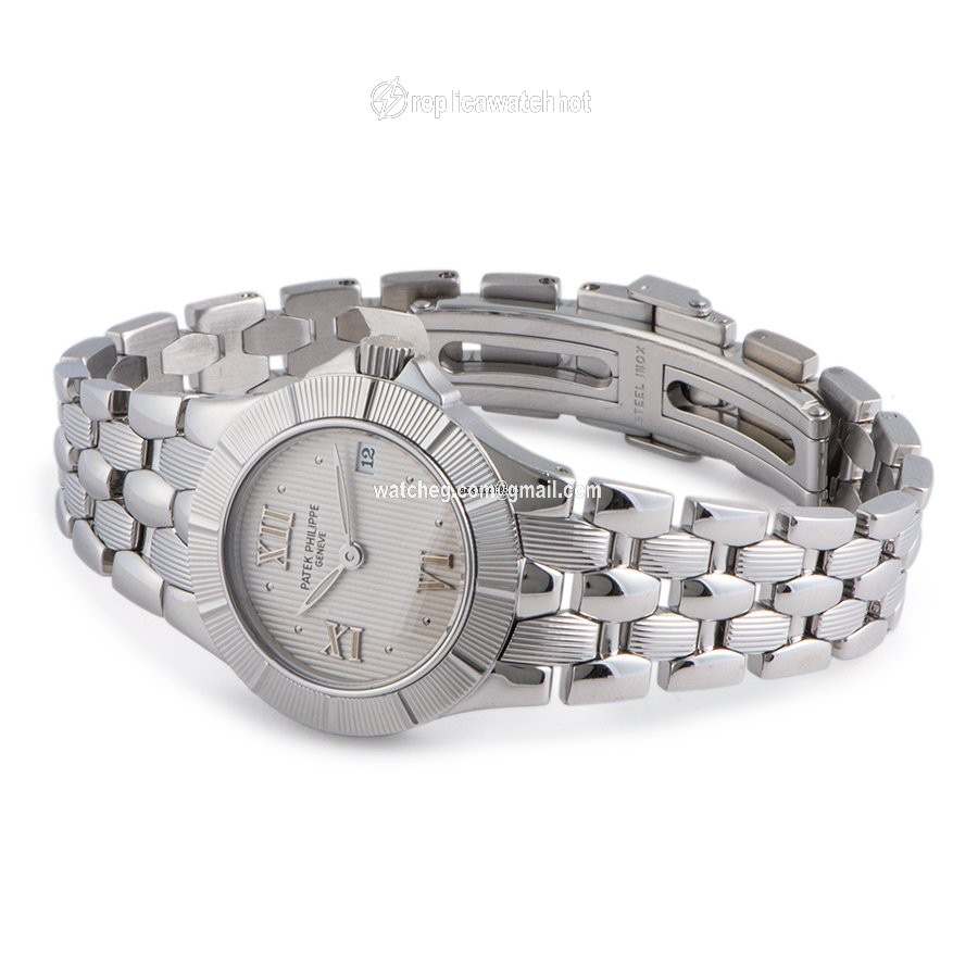 Patek Philippe Neptune Quartz Steel 4880 1A 3