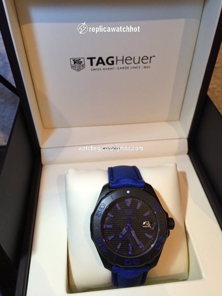 TAG Heuer Aquaracer 300M Mens watch Unisex Automatic Titanium WAY208BRHH8876 3