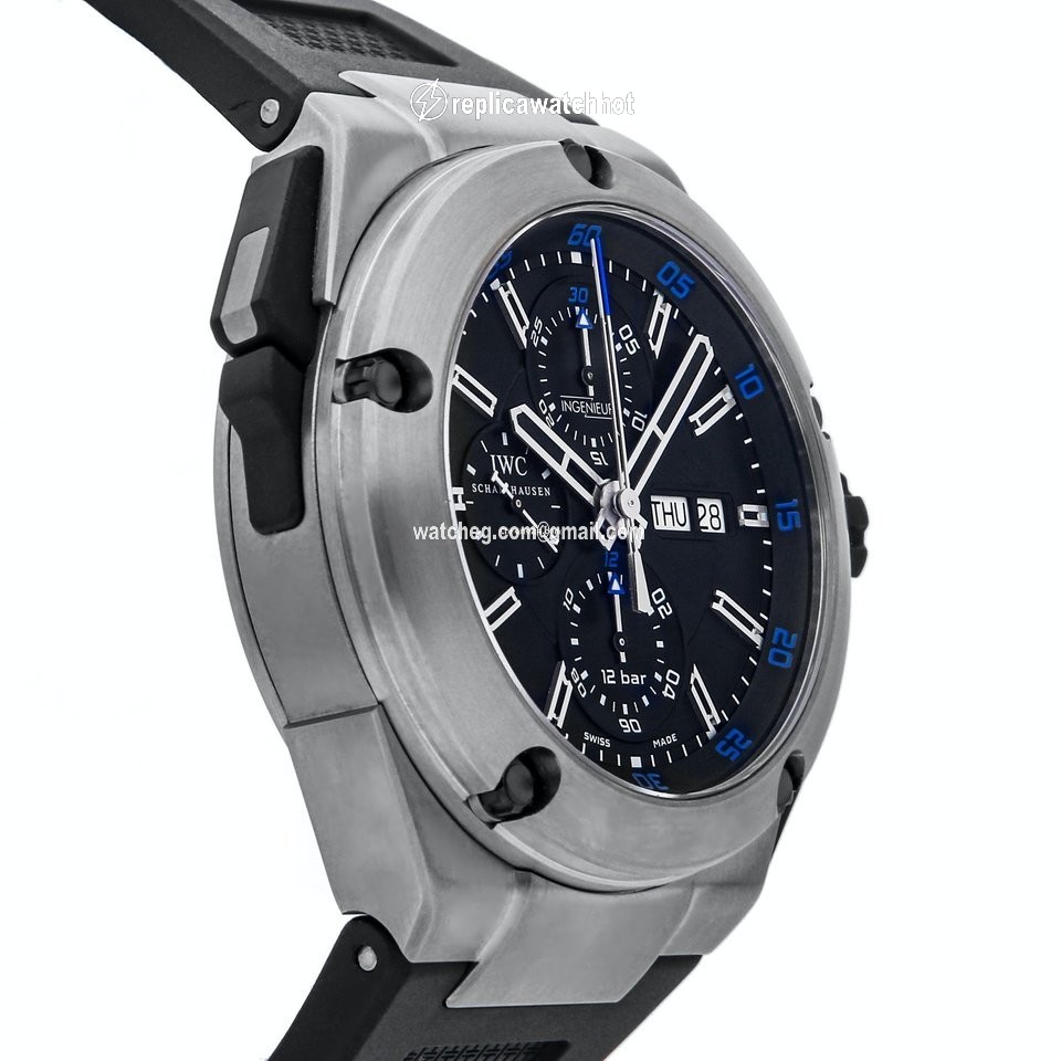 IWC Ingenieur Double Chronograph Titanium Mens watch Unisex Automatic Titanium IW3765-01 3