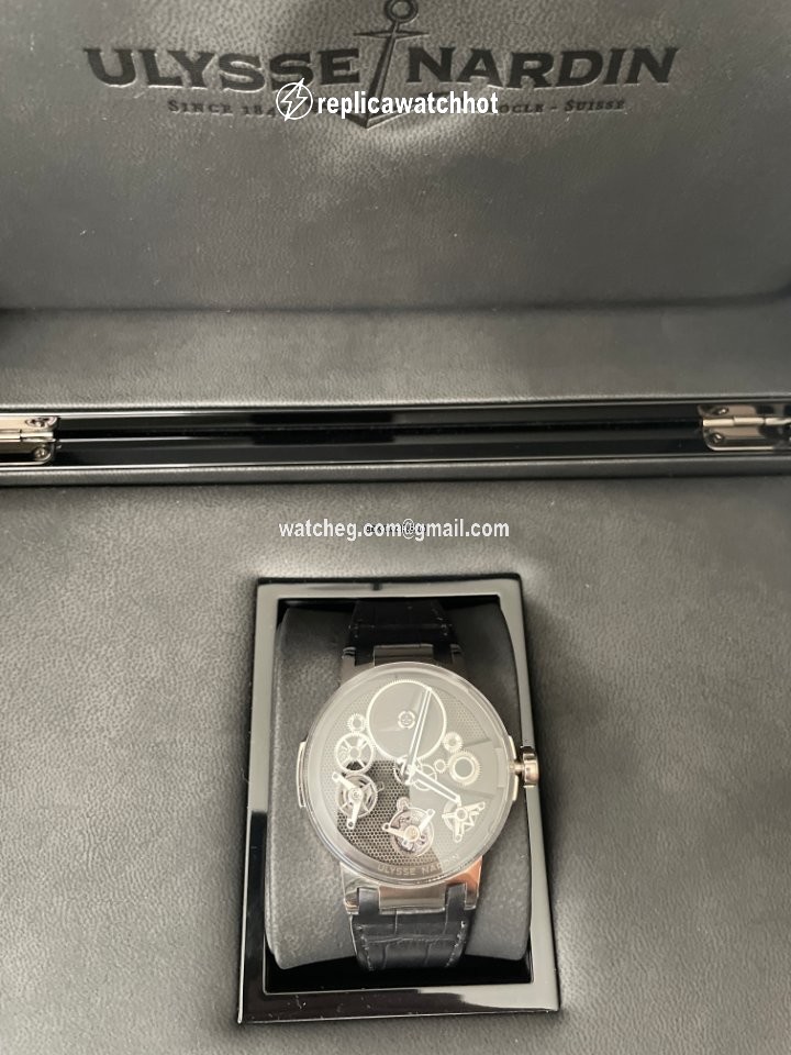 Ulysse Nardin Executive Mens watch Unisex Manual winding White gold 1760-176 3