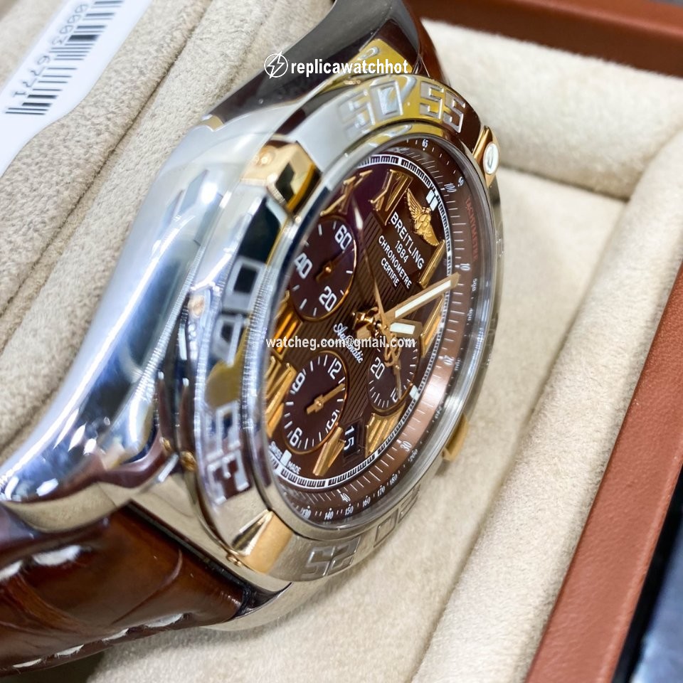 Breitling Chronomat 44 Mens watch Unisex Automatic Gold Steel IB011012 Q567 3