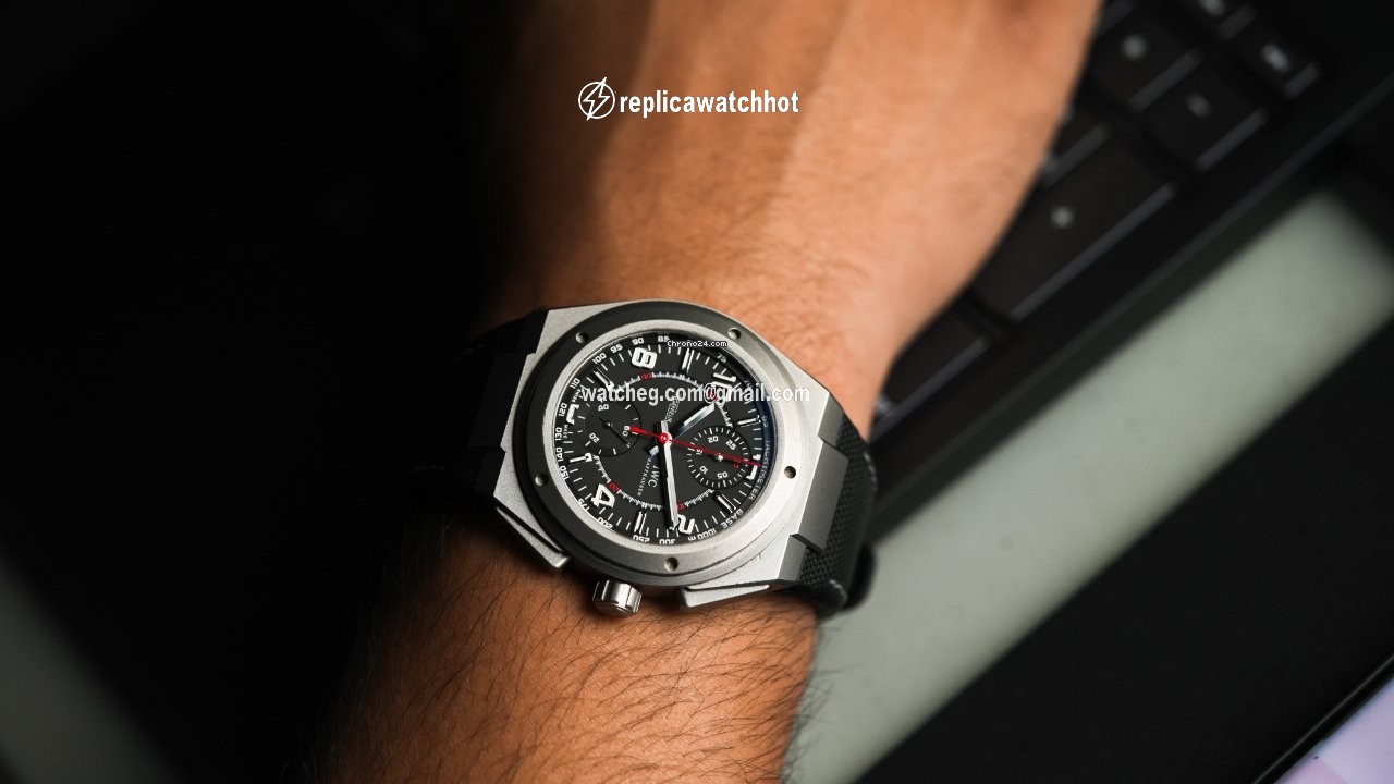 IWC Ingenieur AMG Mens watch Unisex Automatic Titanium IW372503 3