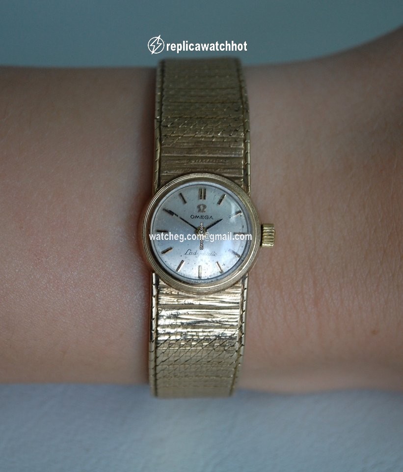 Omega De Ville Ladymatic Womens watch Automatic Yellow gold 751.5816 3