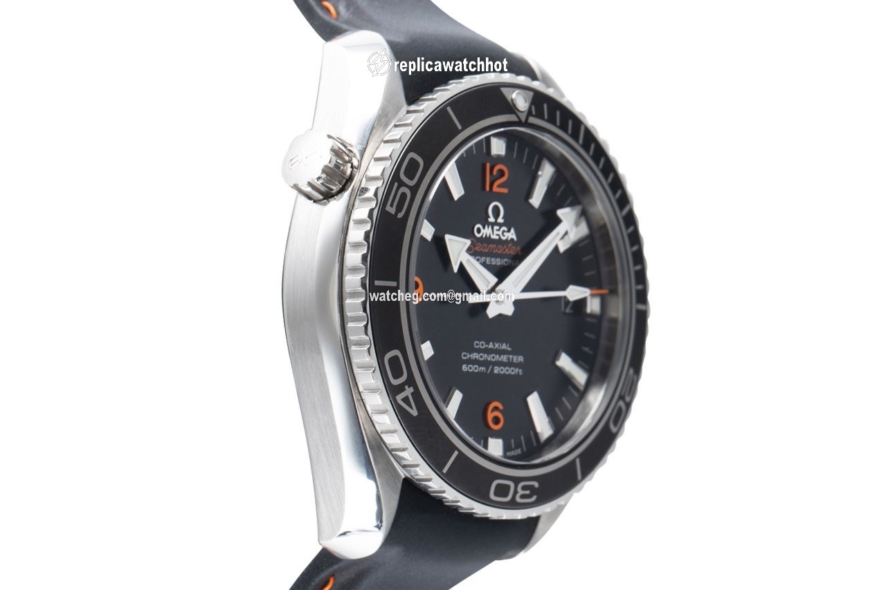 Omega Seamaster Planet Ocean Mens watch Unisex Automatic Steel 232.32.42.21.01.005 3