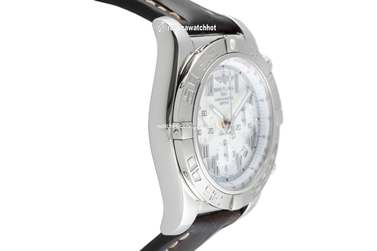 Breitling Chronomat 44 Mens watch Unisex Automatic Steel AB011012 A690 3