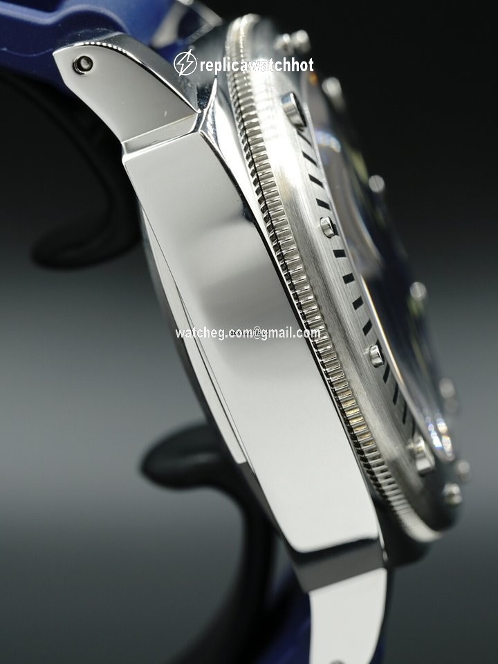 Panerai Luminor Submersible Mens watch Unisex Automatic Steel PAM00731 3