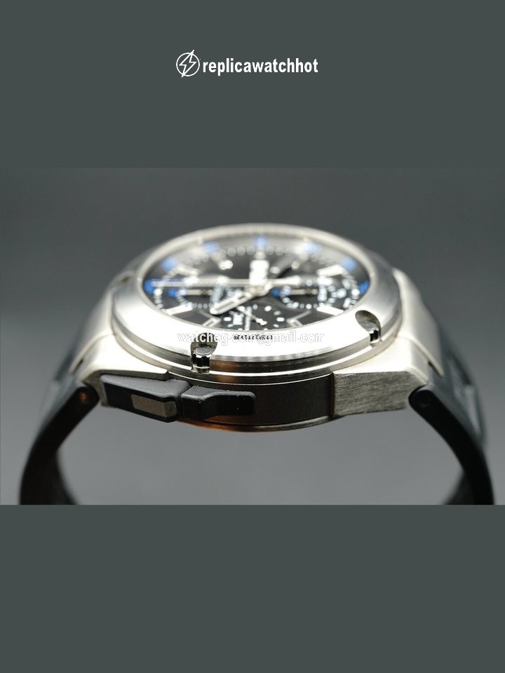 IWC Ingenieur Double Chronograph Titanium Mens watch Unisex Manual winding Titanium IW3865-03 3