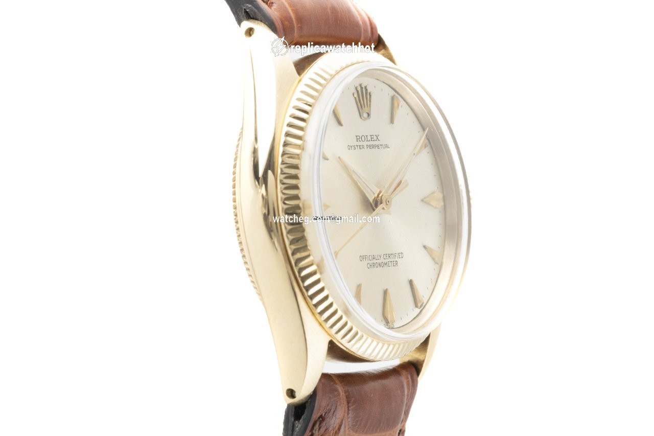 Rolex Oyster Perpetual 31 Womens watch Yellow gold Automatic 6551 3