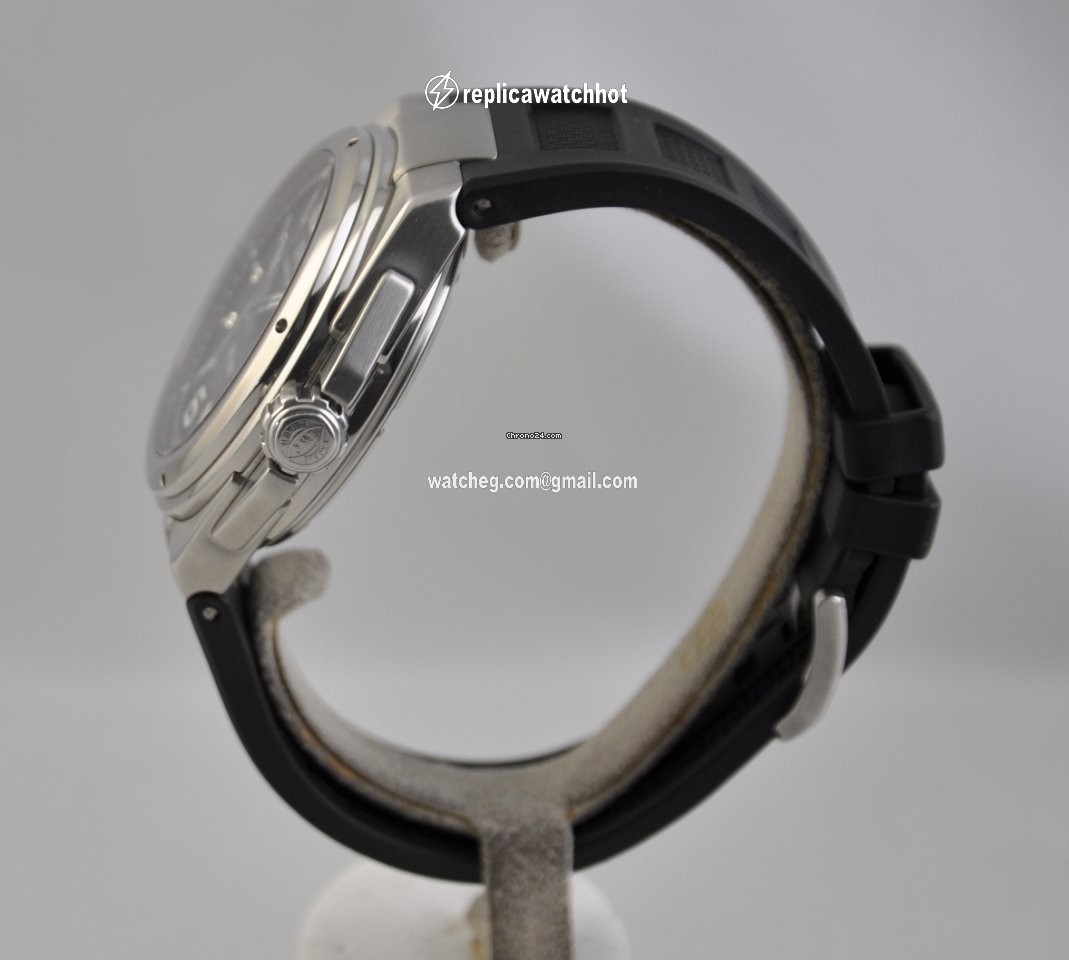 IWC Ingenieur Automatic Mens watch Unisex Automatic Steel IW323601 3