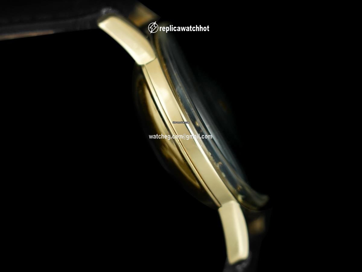 Ulysse Nardin Mens watch Unisex Yellow gold 7849 3