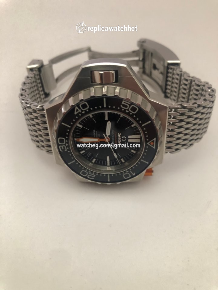 Omega Seamaster PloProf Mens watch Unisex Automatic Steel 224.30.55.21.01.001 3