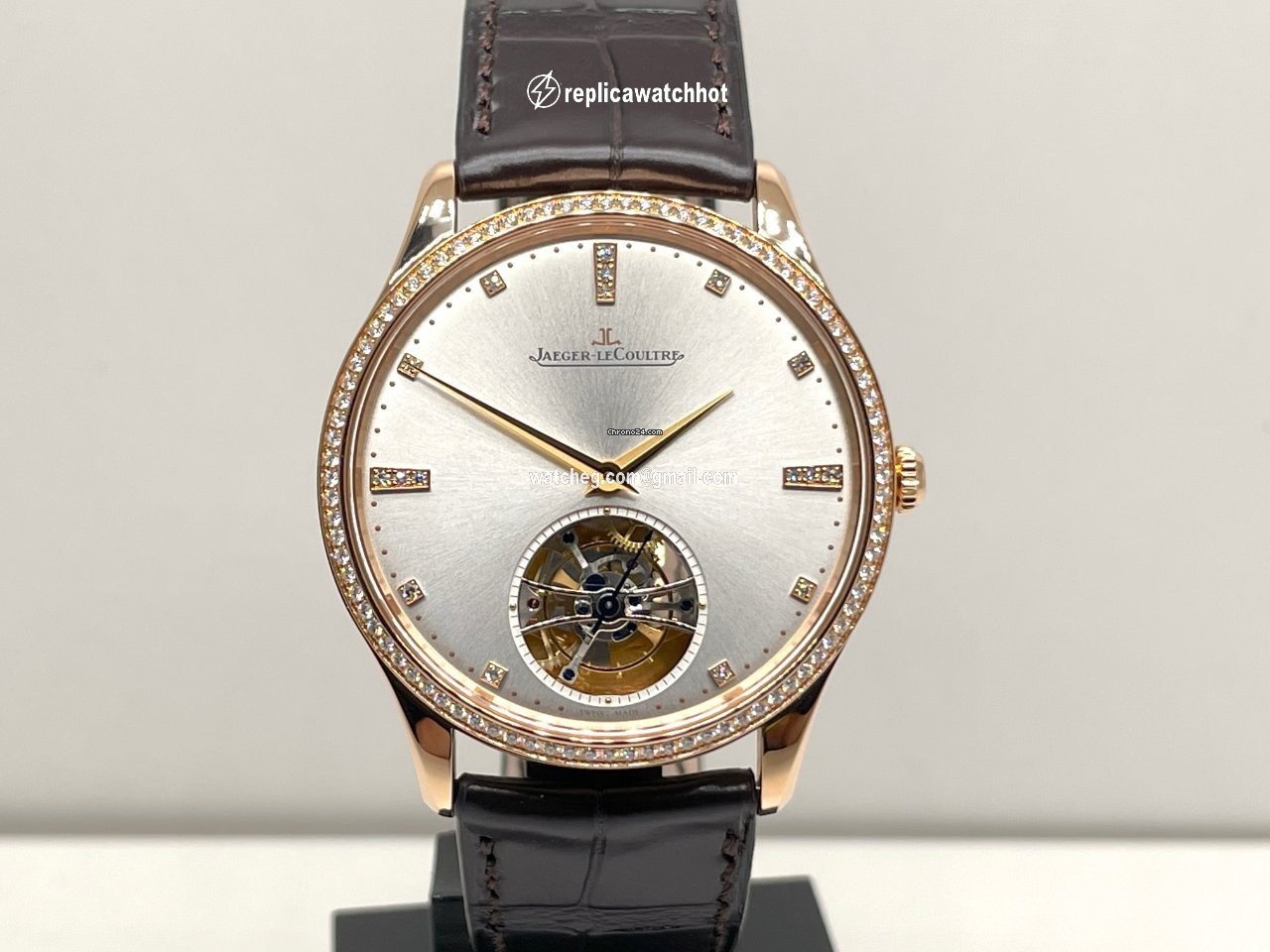 Jaeger-LeCoultre Master Ultra Thin Tourbillion Automatic Rose gold Q1322401 3