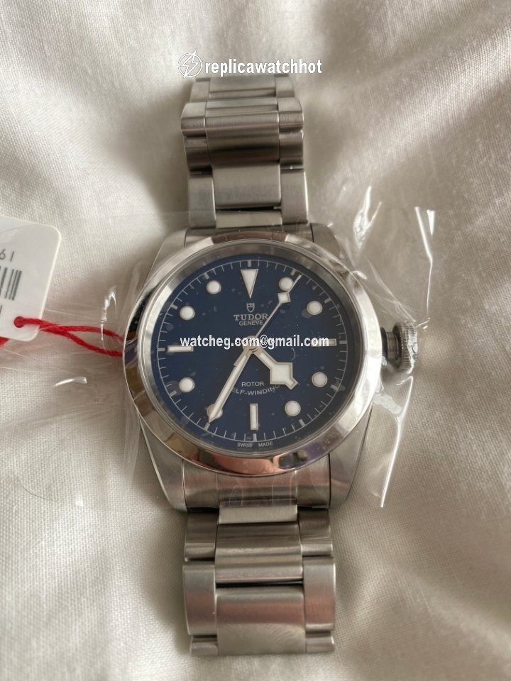 Tudor Black Bay 41 Mens watch Unisex Automatic Steel M79540 3