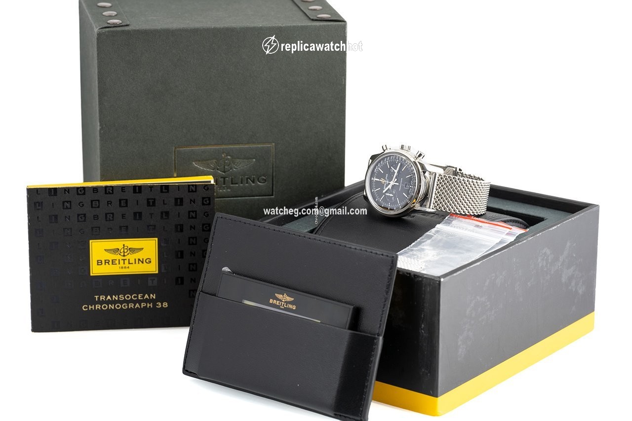Breitling Transocean Chronograph 38 Mens watch Unisex Automatic Steel A4131012 BC06 3