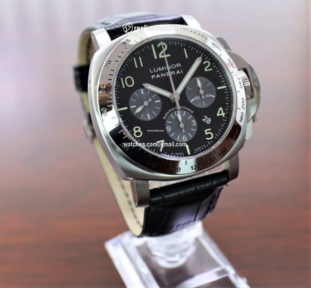 Panerai Luminor Chrono Mens watch Unisex Automatic Steel PAM 00162 3