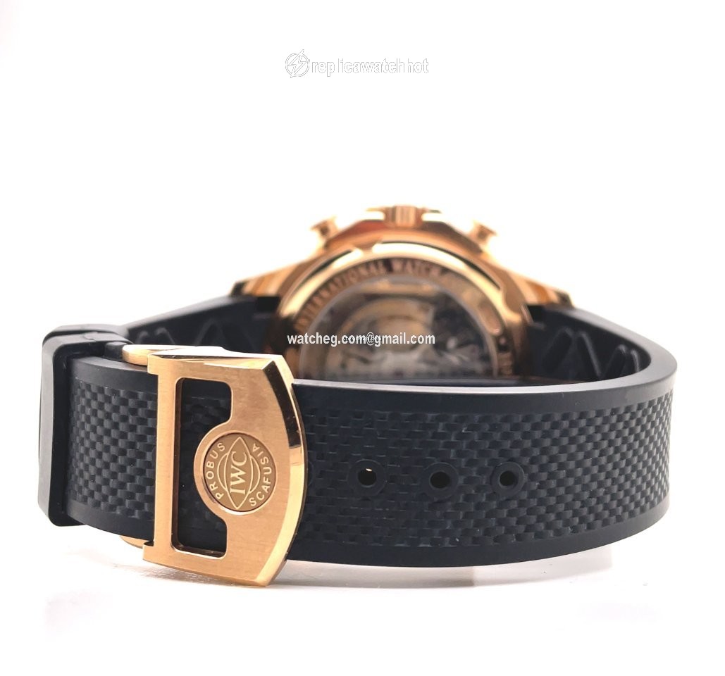 IWC Portuguese Yacht Club Chronograph Mens watch Unisex Automatic Rose gold IW390202 3