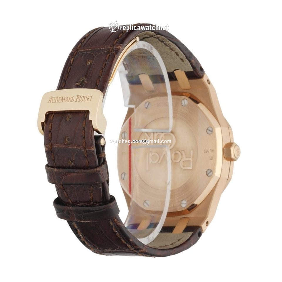 Audemars Piguet Royal Oak Day-Date Mens watch Unisex Automatic Rose gold 26330OR.OO.D088CR.01 3