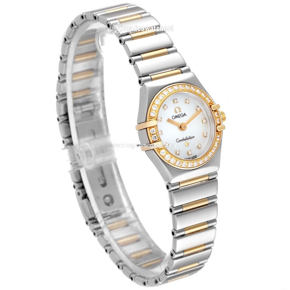 Omega Constellation Ladies Womens watch Quartz Gold Steel 1365.75.00 3