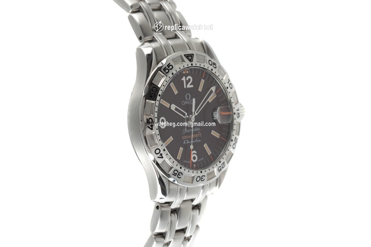 Omega Seamaster Diver 300 M Mens watch Unisex Quartz Steel 2514.50.00 3