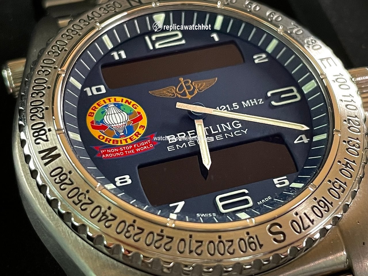 Breitling Emergency Mens watch Unisex Quartz Titanium E56321 3