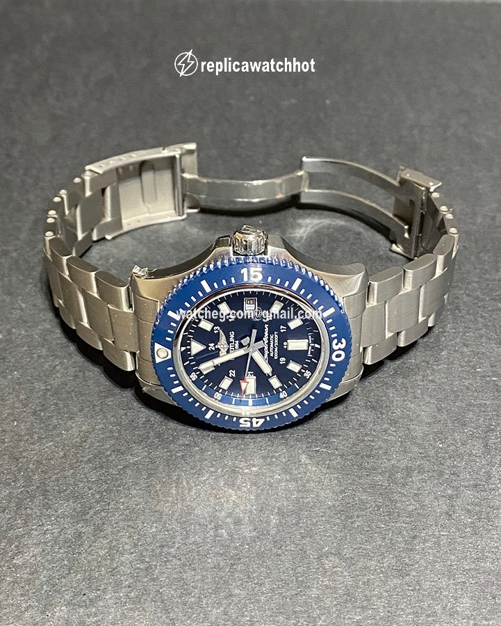 Breitling Superocean 44 Mens watch Unisex Automatic Steel Y1739316 C959 162A 3