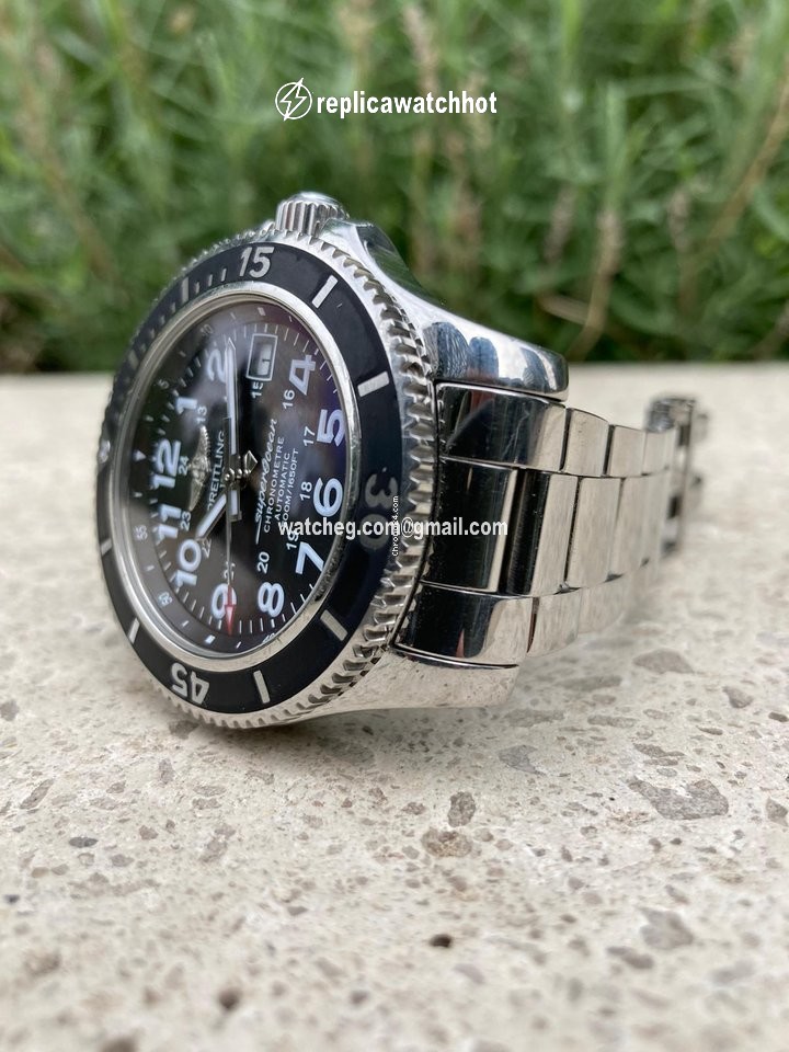 Breitling Superocean II 42 Mens watch Unisex Automatic Steel A17365C9 BD67 3