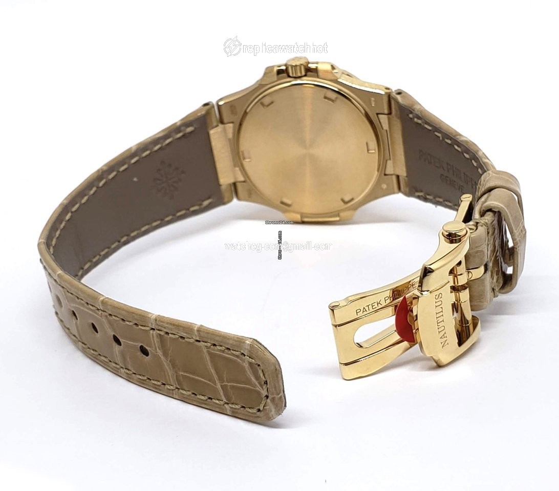 Patek Philippe Nautilus Womens watch Quartz Rose gold 7010R-012 3