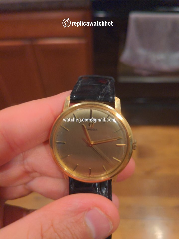 Omega Mens watch Unisex Automatic Gold Steel 23287568 3