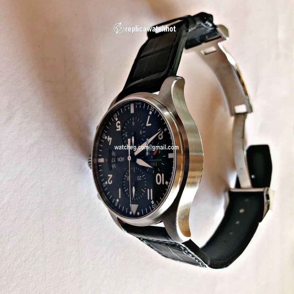 IWC Pilot Chronograph Mens watch Unisex Automatic Steel IW3777 3