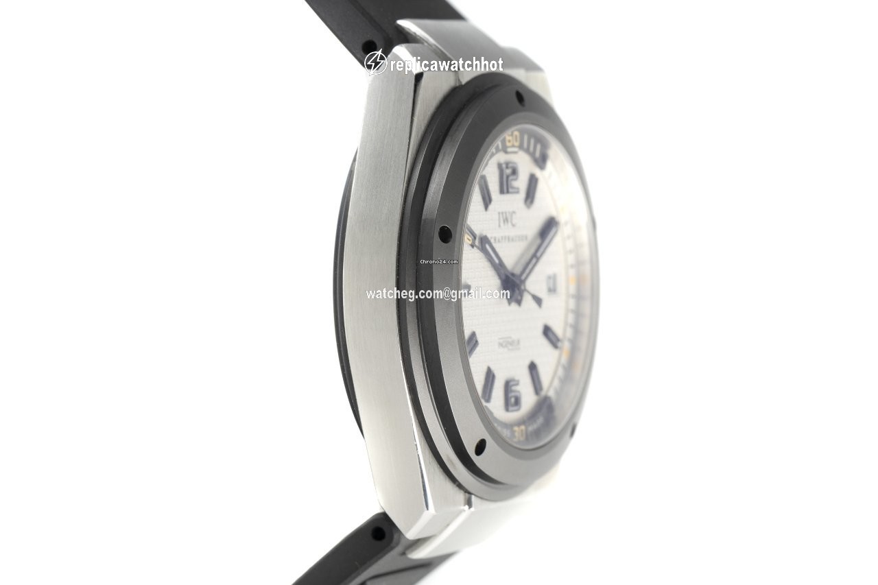 IWC Ingenieur Automatic Mens watch Unisex Automatic Steel IW323402 3